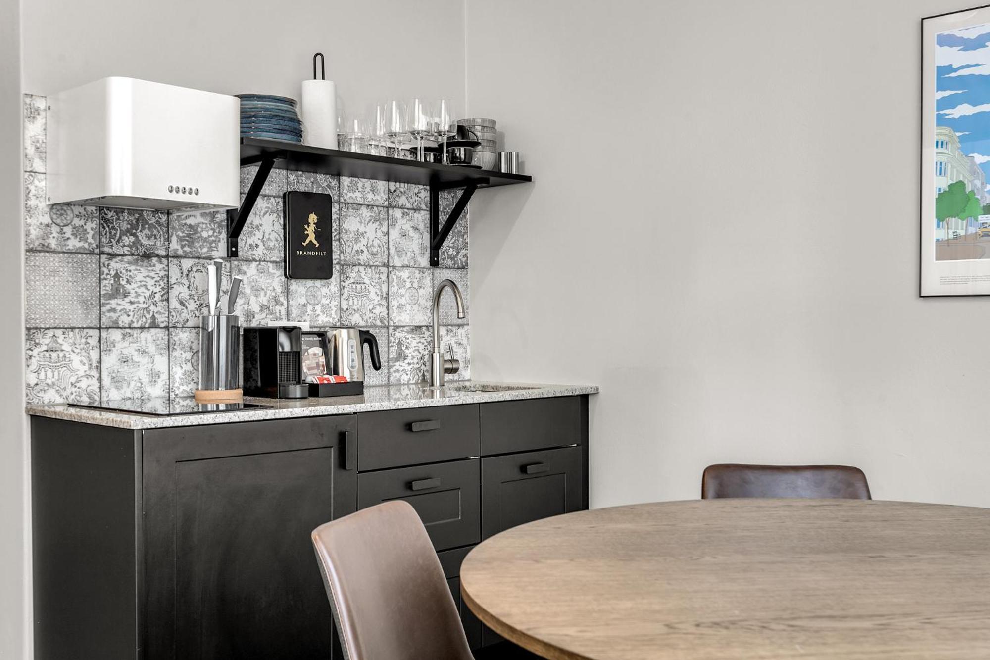 Apartahotel The Swan House By Heimaleiga 3*