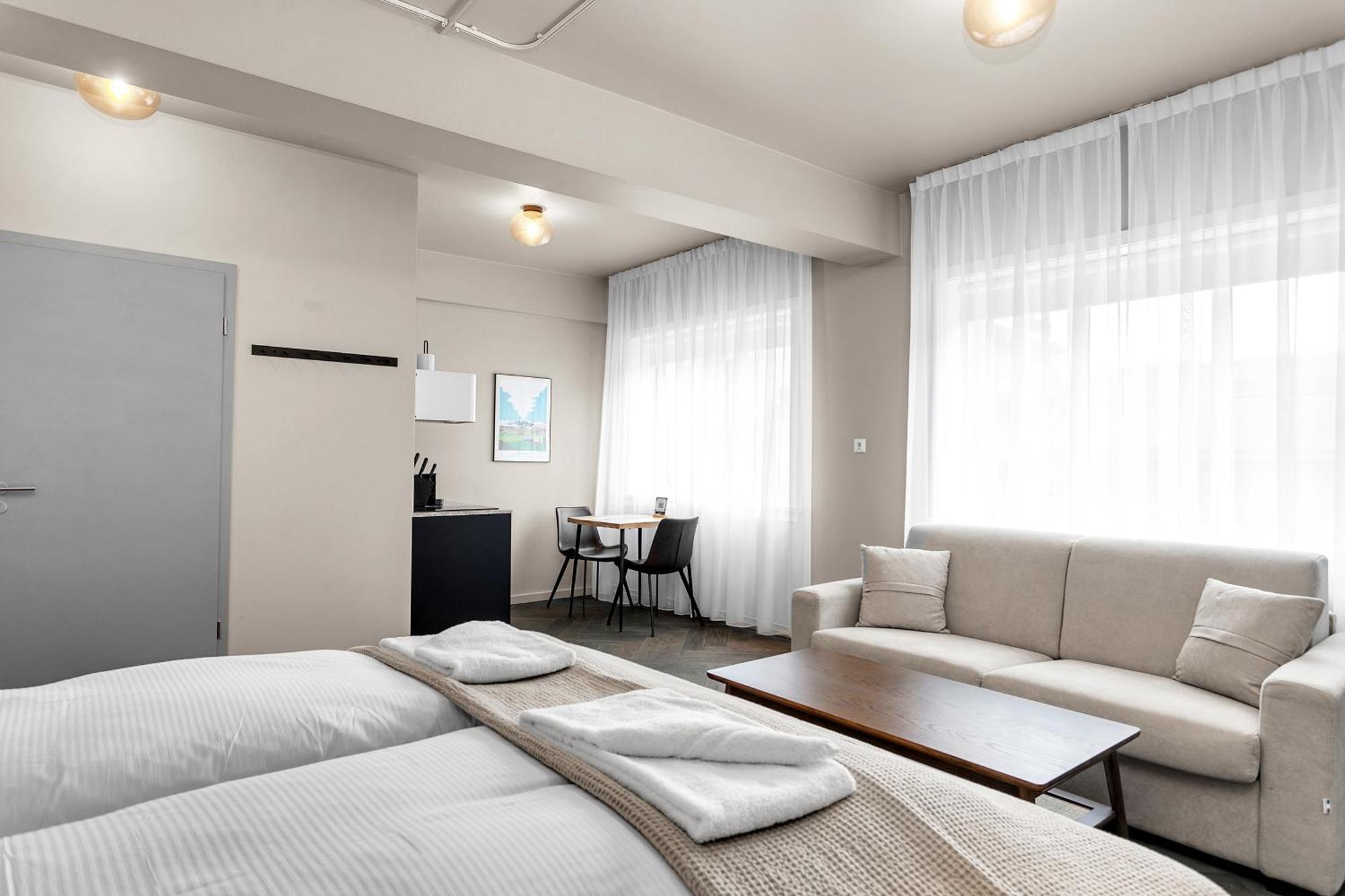 The Swan House By Heimaleiga Apartahotel 3*