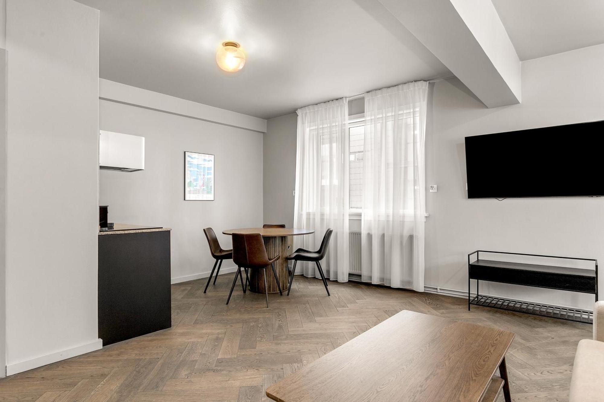 The Swan House By Heimaleiga 3* Reikiavik
