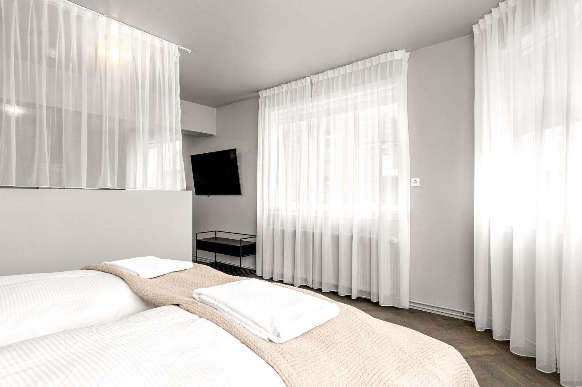 The Swan House By Heimaleiga Apartahotel 3*